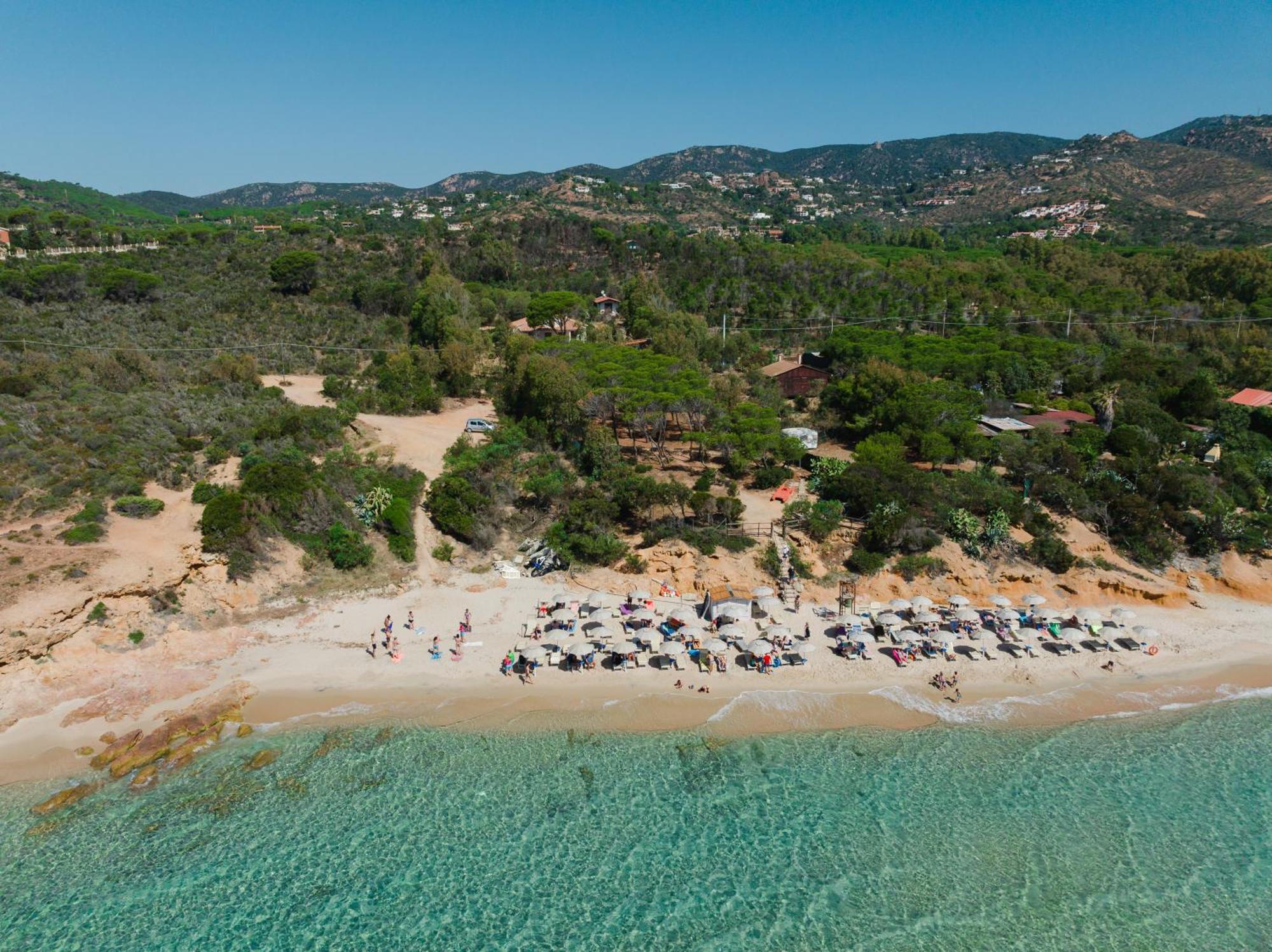 Amareclub Rocca Dorada Hotel Santa Margherita di Pula Bagian luar foto
