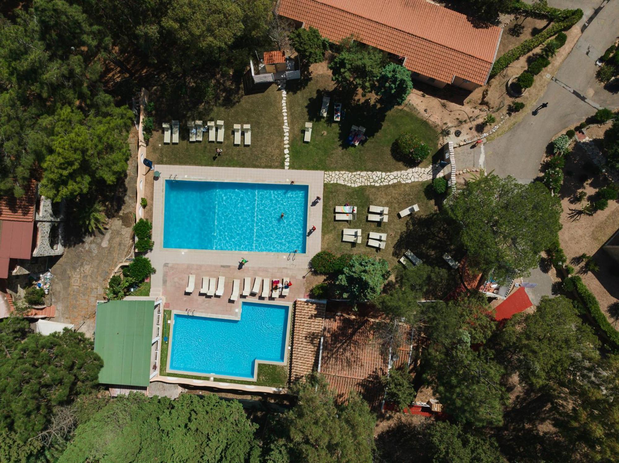 Amareclub Rocca Dorada Hotel Santa Margherita di Pula Bagian luar foto