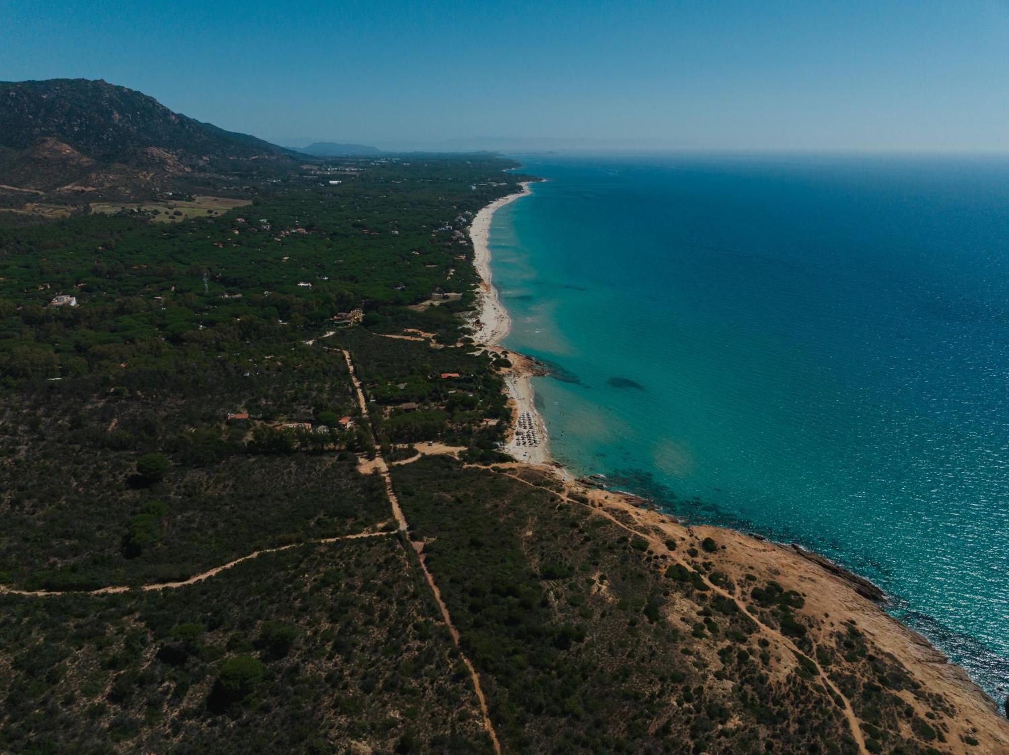 Amareclub Rocca Dorada Hotel Santa Margherita di Pula Bagian luar foto